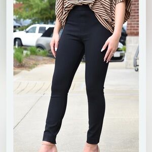 Spanx Ankle Back Seam Skinny Pant